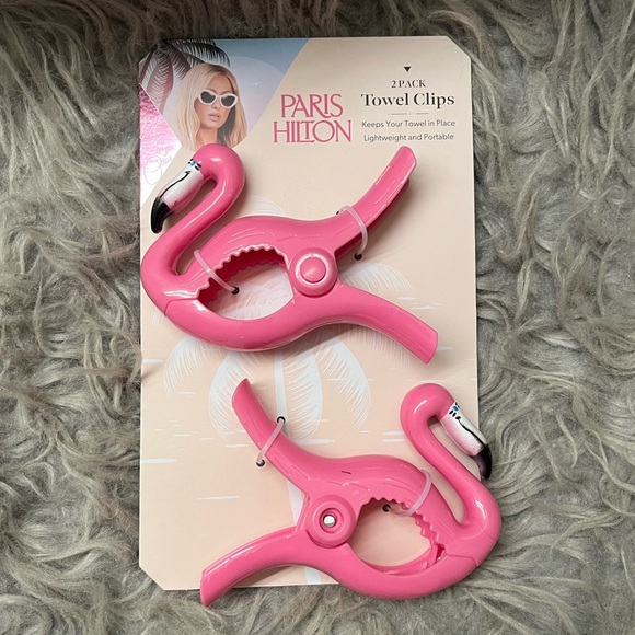 Paris Hilton flamingo towel clips NWT - Picture 1 of 5